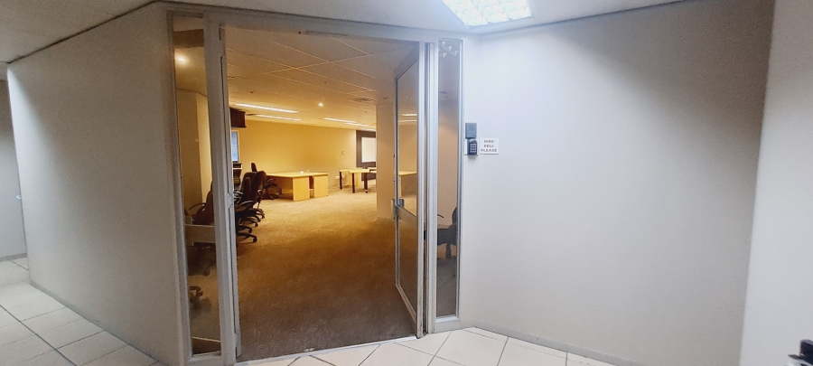 To Let commercial Property for Rent in Bo Oakdale Western Cape